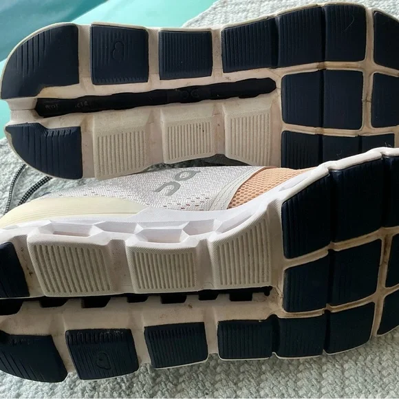 Oncloud stratus Running women’s Shoes white SIZE 9.5 - Picture 10 of 11